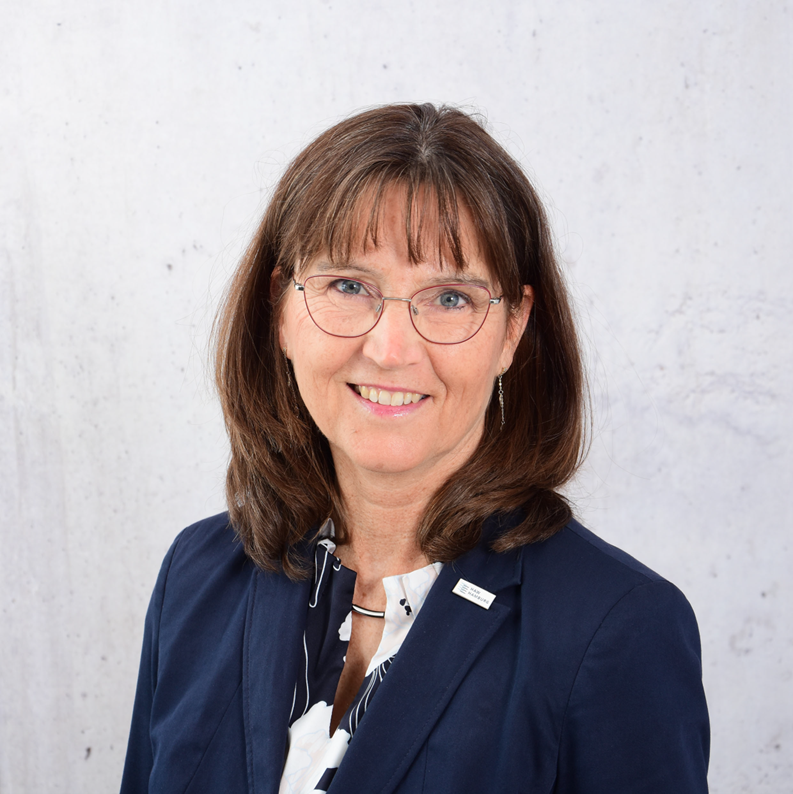 Porträtfoto von Professorin Petra Naujoks